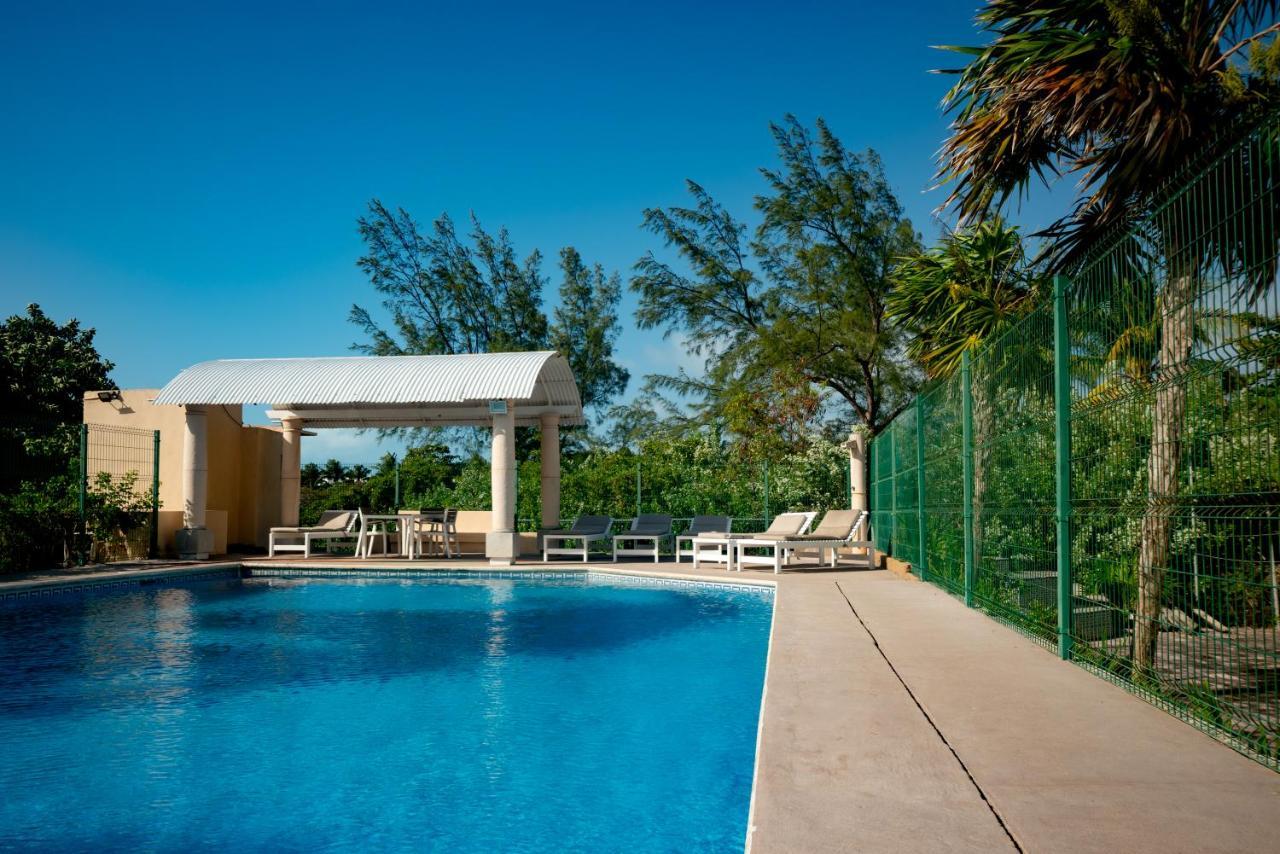 Villa de Lago Cancún Esterno foto